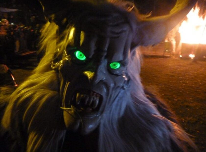 004krampuslauf12.JPG