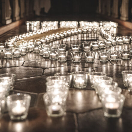 Nach der 1000 Lichter in der Kirche Wildermieiming