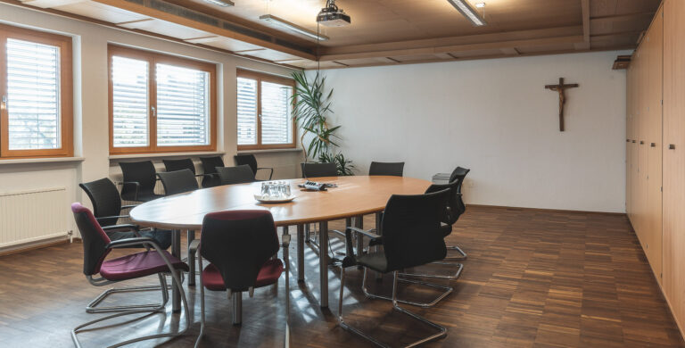 Sitzungsraum im Gemeindezentrum Wildermieming